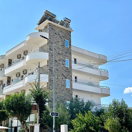 Visi Apartments Ksamil Exteriér fotografie