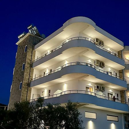 Visi Apartments Ksamil Exteriér fotografie