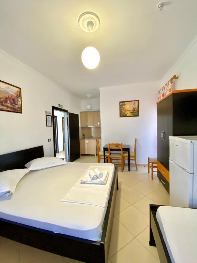 Visi Apartments Ksamil Exteriér fotografie