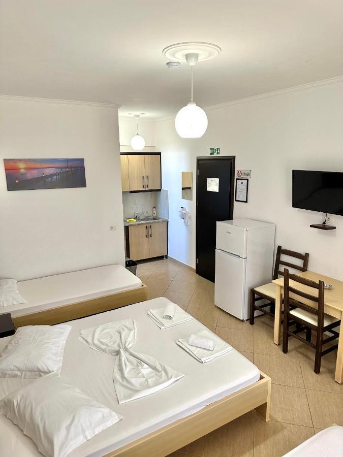 Visi Apartments Ksamil Exteriér fotografie